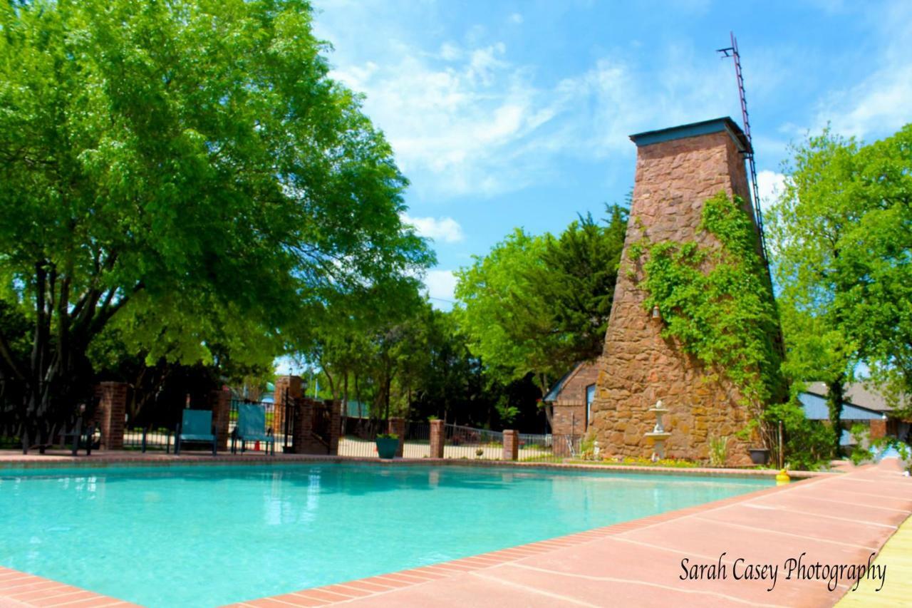 אוקלהומה סיטי The Monastery At Forest Lake מראה חיצוני תמונה